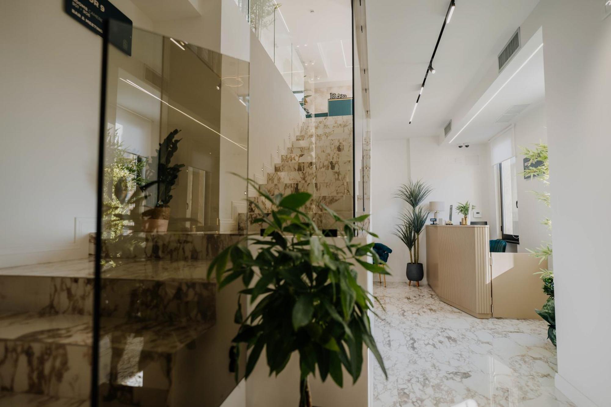 Poetica Boutique Sky 4* Naples
